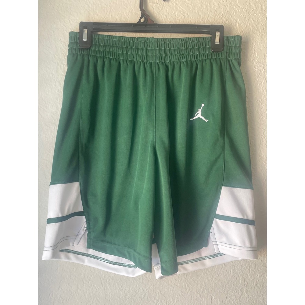NWTJordan Stock Overtime Basketball  Game Shorts Green/White FQ5375-341 Size M